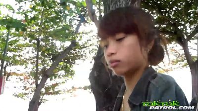 TukTukPatrol Small tit cutie gets her muff stuffed